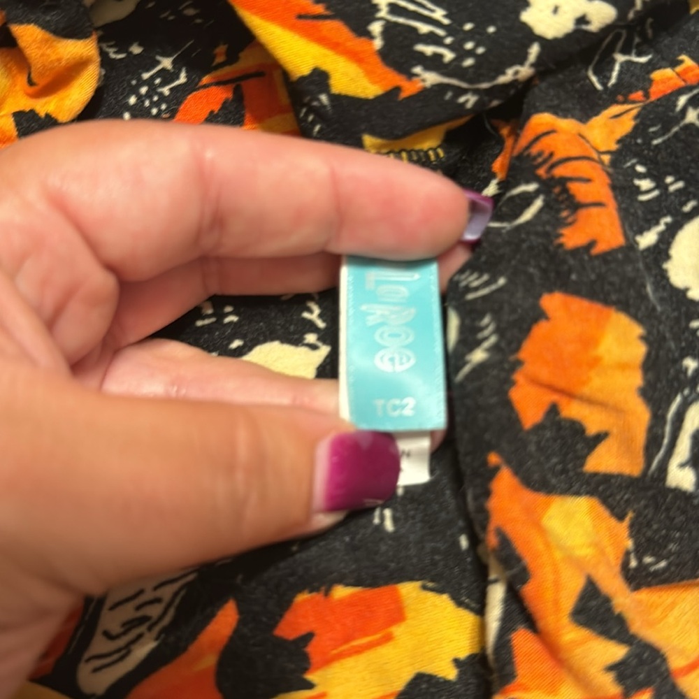 LuLaRoe Black & Orange Cat Print Leggings - Picture 2 of 3